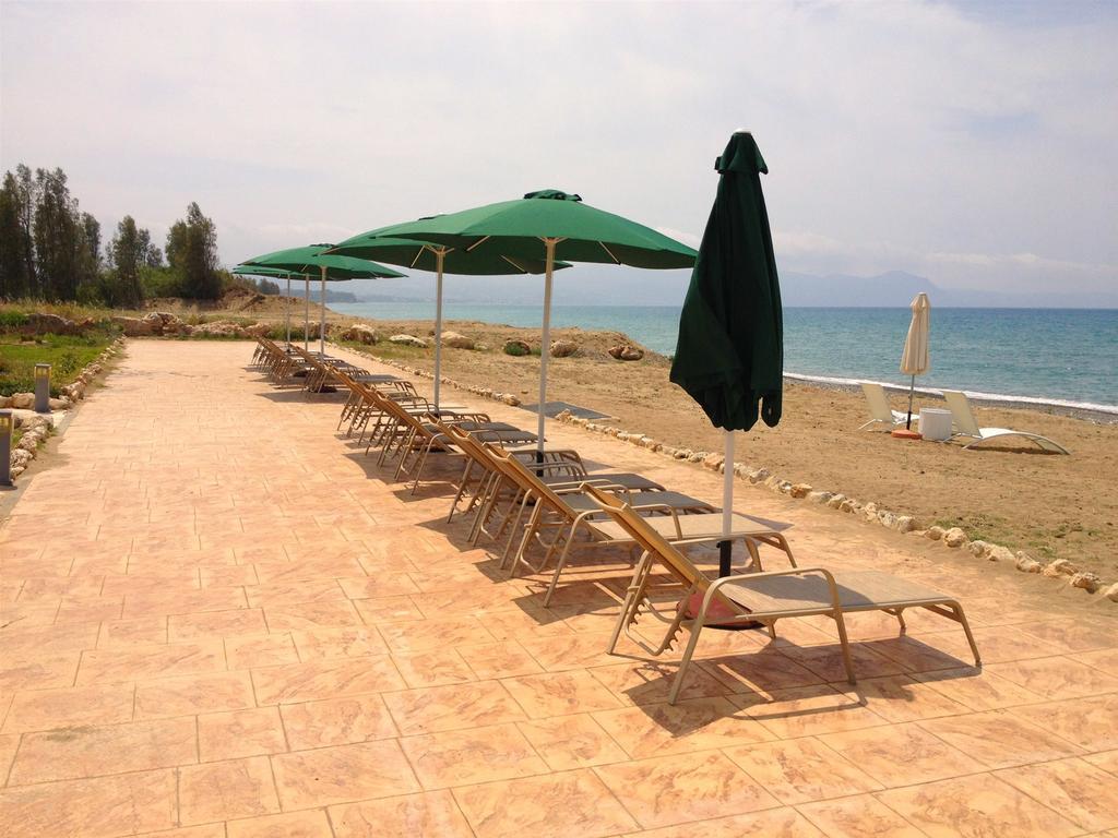 Villa Kartiela Sandy Beach Villas - Private Pool - Jacuzzi - Private Beach Area Polis Luaran gambar